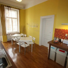 Adam&eva Hostel Prague Кровать в женском общем номере фото 3