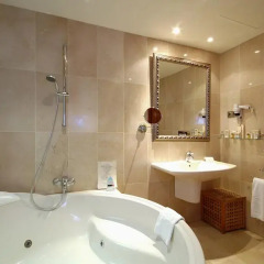 Hotel Roger de Lluria Barcelona 4* Номер Делюкс с различными типами кроватей фото 4