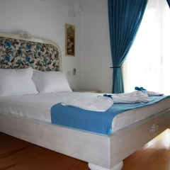 Отель Tarcin Alacati Otel - Adults Only Номер Делюкс фото 11
