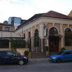 Seven Hills Hotel парковка