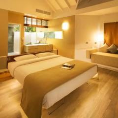 Отель Cocoon Maldives 5* Вилла с различными типами кроватей фото 7