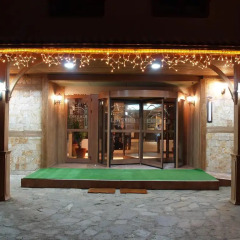 Emerald Hotel - Half Board фото 2