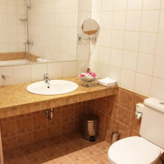 Отель Kendros Hotel Болгария, Пловдив - отзывы, цены и фото номеров - забронировать отель Kendros Hotel онлайн ванная