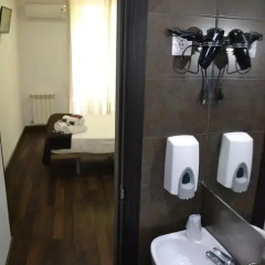 Отель Hostal El Brezo Стандартный номер с различными типами кроватей фото 39