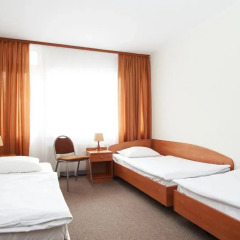 Отель Obiekt Hotelarski Patron Стандартный номер с различными типами кроватей
