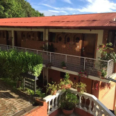Отель Dhulikhel Lodge Resort Непал, Дхуликхел - отзывы, цены и фото номеров - забронировать отель Dhulikhel Lodge Resort онлайн балкон