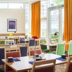 Отель Park Inn Munich Frankfurter Ring питание фото 3