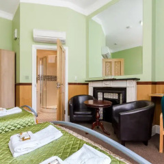 Gower House Hotel 3* Улучшенный номер с различными типами кроватей фото 15