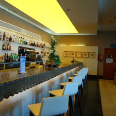 Hotel Yaramar - Adults Recommended гостиничный бар