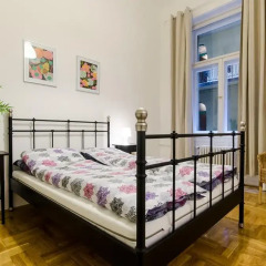 Апартаменты Mustard Apartment комната для гостей