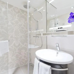 Отель Pullman Munich 4* Улучшенный номер с различными типами кроватей фото 7