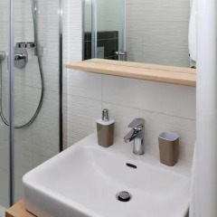 Отель Bed & Breakfast 4citywindows 3* Стандартный номер с двуспальной кроватью фото 17