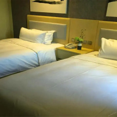 Commune 1958 boutique theme hotel 4* Улучшенный номер