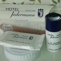 Hotel Jedermann ванная