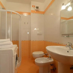Отель PadovaResidence Piazza delle Erbe Apartments Италия, Падуя - отзывы, цены и фото номеров - забронировать отель PadovaResidence Piazza delle Erbe Apartments онлайн ванная