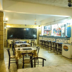 Mediterranean Hotel Apartments & Studios гостиничный бар