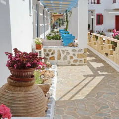 Отель Saronis Hotel Греция, Агистри - отзывы, цены и фото номеров - забронировать отель Saronis Hotel онлайн интерьер отеля