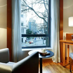 Отель Eurostars Lisboa Parque 4* Стандартный номер с различными типами кроватей фото 7