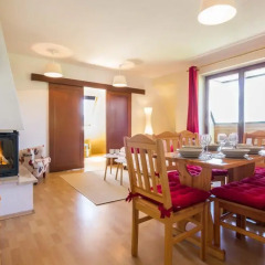 Отель Apartament Red Zakopane Косцелиско комната для гостей фото 5
