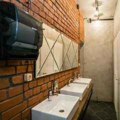 Гостиница Хостел Loft Hostel77 в Москве 6 отзывов об отеле, цены и фото номеров - забронировать гостиницу Хостел Loft Hostel77 онлайн Москва ванная фото 2