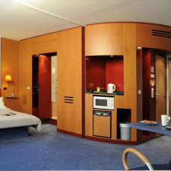 Отель Novotel Suites München Parkstadt Schwabing 3* Люкс с различными типами кроватей