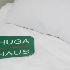 Отель Huga Haus Guest House комната для гостей фото 2