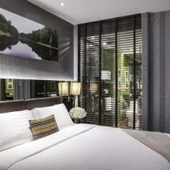 Отель The Continent Bangkok by Compass Hospitality 4* Стандартный номер с различными типами кроватей фото 8