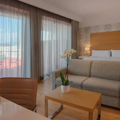 Отель NH Firenze 4* Стандартный номер с различными типами кроватей фото 3