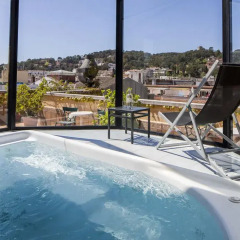 Hotel URH Vila de Tossa бассейн