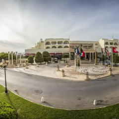 Golden Tulip Carthage Tunis Hotel пляж