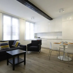 Апартаменты Apartments Chapeliers / Grand-Place комната для гостей фото 3