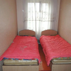 Отель Guest house Krasnii Zvetok Кыргызстан, Каракол - отзывы, цены и фото номеров - забронировать отель Guest house Krasnii Zvetok онлайн детские мероприятия