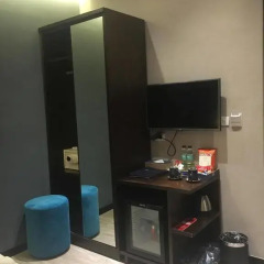Hanoi Emerald Waters Hotel Trendy 3* Улучшенный номер с различными типами кроватей фото 7