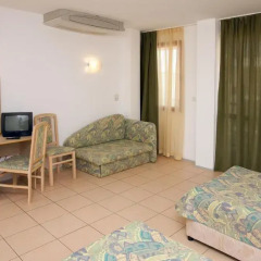 Отель Longozа Hotel - Все включено Болгария, Солнечный берег - отзывы, цены и фото номеров - забронировать отель Longozа Hotel - Все включено онлайн комната для гостей фото 4