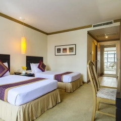 Tarntawan Place Hotel Surawong Bangkok 4* Номер Делюкс фото 2