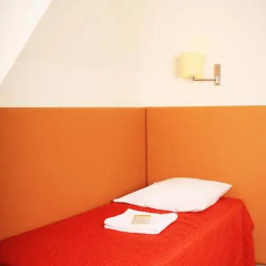 Отель Hôtel Marignan Стандартный номер с различными типами кроватей (общая ванная комната) фото 5