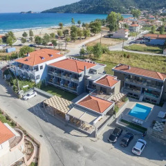 Отель Mary's Residence Suites пляж