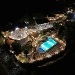 Отель Luxury Villas Lapcici Черногория, Будва - отзывы, цены и фото номеров - забронировать отель Luxury Villas Lapcici онлайн балкон