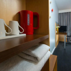 Отель Holiday Inn Express Glasgow City Centre Riverside 3* Стандартный номер с двуспальной кроватью фото 8
