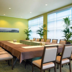 Отель The Westin Wall Centre Vancouver Airport Канада, Ричмонд - отзывы, цены и фото номеров - забронировать отель The Westin Wall Centre Vancouver Airport онлайн питание