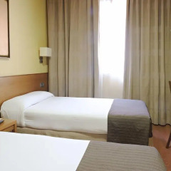 Sterling Hotel 3* Стандартный номер с различными типами кроватей фото 11