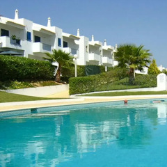 Отель Akisol Albufeira Areia II бассейн