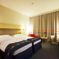 Гостиница Park Inn by Radisson Волгоград 3* Стандартный номер с двуспальной кроватью фото 2