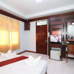 Отель Lanta Paradise Beach Resort 3* Улучшенное бунгало
