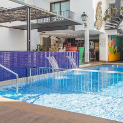 Отель Apartamentos Neptuno бассейн фото 2