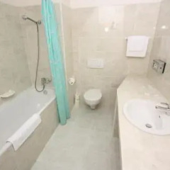 Central Hotel Prague 3* Улучшенный номер с различными типами кроватей фото 5