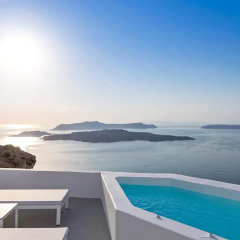 Отель Alti Santorini Suites Полулюкс с различными типами кроватей фото 7