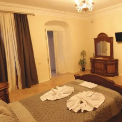 Отель Rustaveli 36 2* Улучшенные апартаменты с различными типами кроватей фото 7