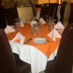 Sir Max Hotel