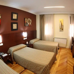 Отель Hostal Abadia Стандартный номер фото 11